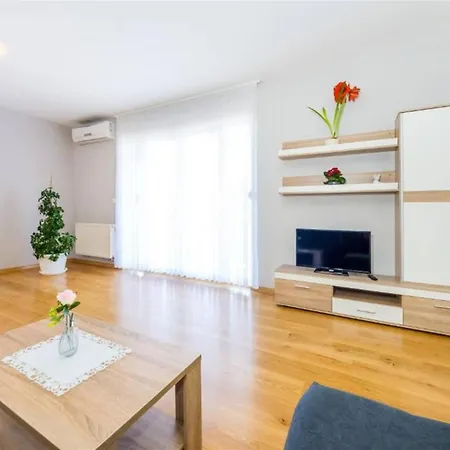 アパート My Dalmatia *